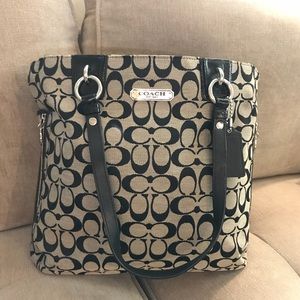 Coach Shoulder Bag, Medium Sized